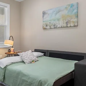 Holiday home Cozy And Spacious 4br House With Pool In, Tampa