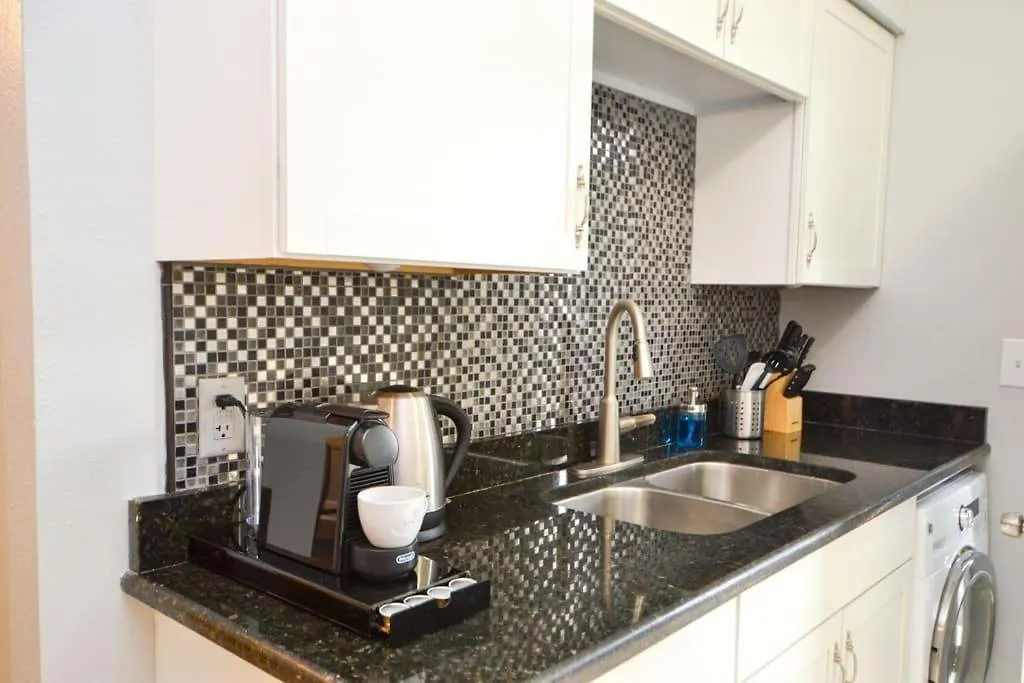 New 2Br Apartment Tampa 0*,