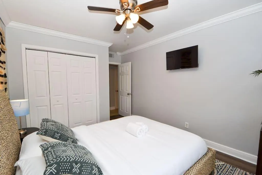 New 2Br Apartment Tampa United States